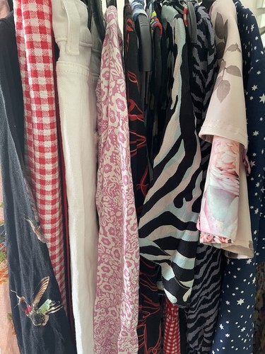 X20 woman items - x20, reseller