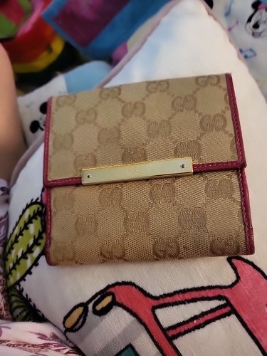 Authentic vintage gucci - vintage, gg