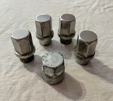 Trilock Locking Wheel Nuts  4 With Locking Socket. Had Them On My Triumph Stag