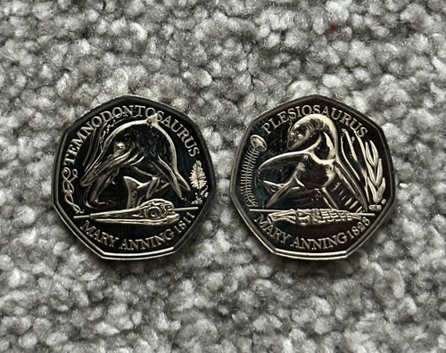 2021 dinosaur 50p - 50p, fifty