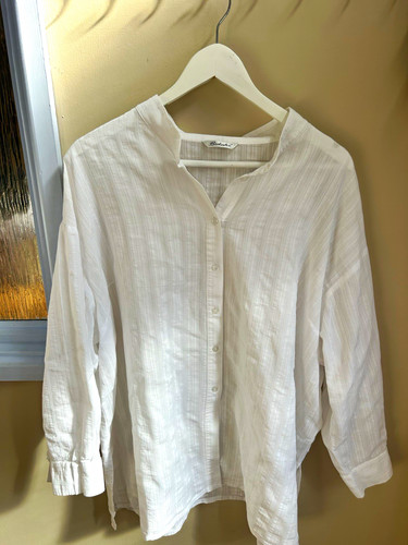 Berkertex white striped neck - berkertex, v-neck