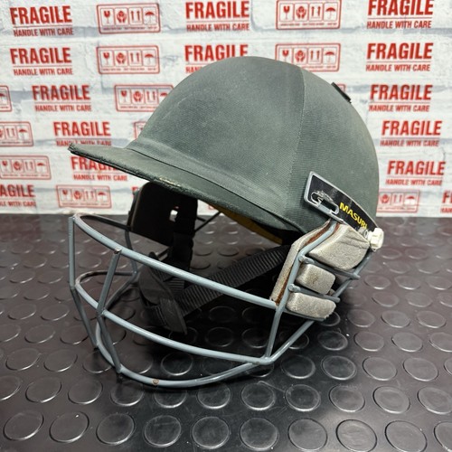 Masuri cricket helmet 54cm - cricket,