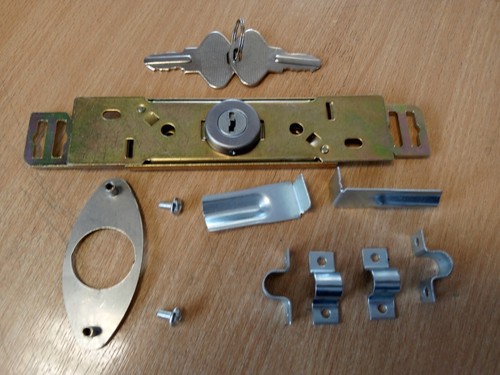 Roller shutter lath - roller, lock