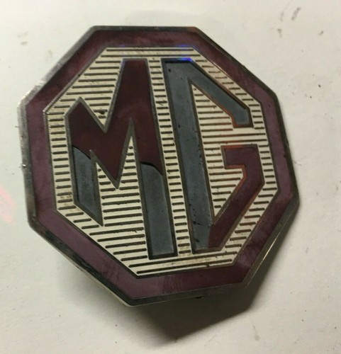 2004 badge - mg,