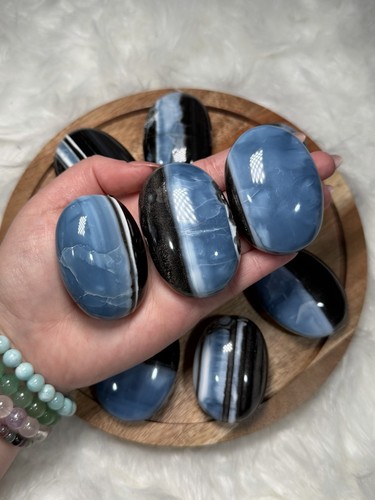 Owyhee blue opal palmstone - blue,
