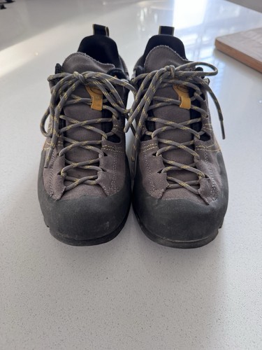 Sportiva boulder approach - la,