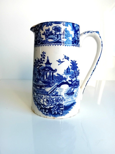 Jug flow blue - blue, willow
