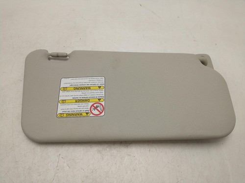 Mazda sun visor - ,