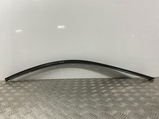 #52 HYUNDAI COUPE ROOF LEFT MOULDING 