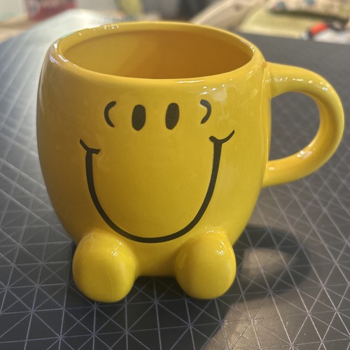 Happy mug magenta mr men - mr,