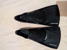 Swimming training fins Decathlon 