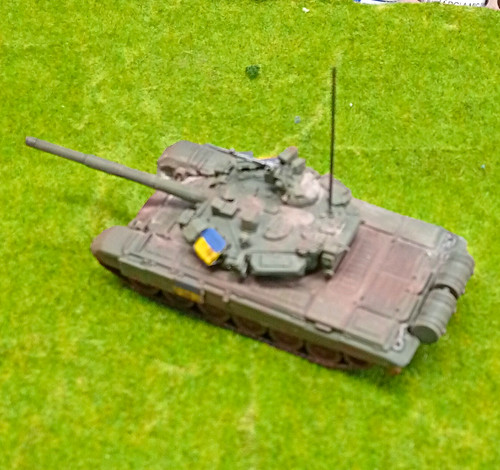 Painted scale battle tank - 1/72,