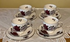 Colclough Amoretta Red & White Roses SET of 4 Trios Cups Saucers Tea Plates VGC