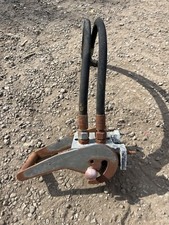 QUICK ATTACH LEAVER FOR FRONT LOADER 