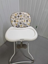 Graco Snack N' Stow Highchair - Fruitella
