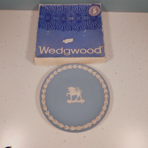 Wedgwood jasperware blue - jasperware, 6.5"