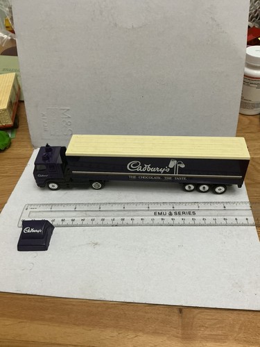 Cadbury lledo promovers - cadbury’s,