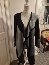 Peacocks Ladies Black/White