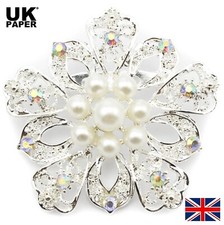 Pearl Flower Pin Brooch
