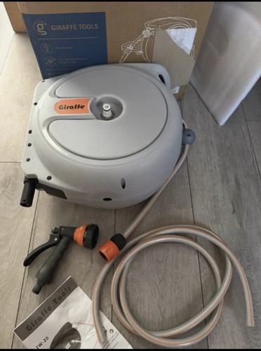 Wall mounted hose - mounted, 20+2m