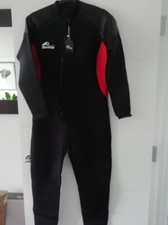 OWNTOP MENS FULL WETSUIT FRONT ZIP BLACK/RED SIZE MEDIUM NEW