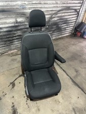 Renault trafic vauxhall vivaro - vauxhall,