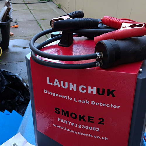 Launch smoke diagnostic leak - launch, 2