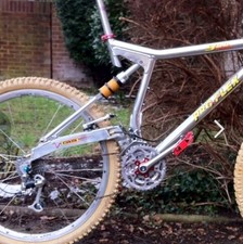 Retro mountain bike elastomers