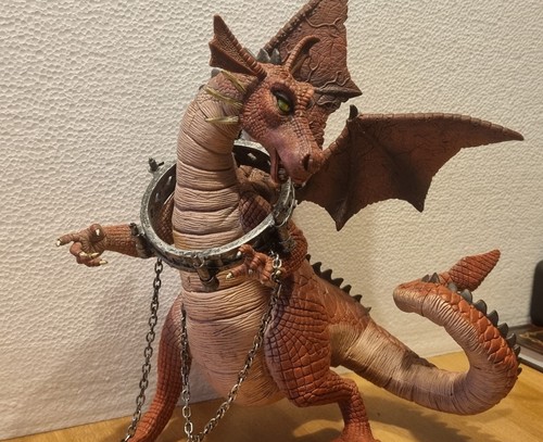 Shrek dragon figure mcfarlane - shrek,
