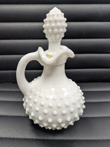 Avon milk glass moonwind - milk,