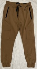 Six Lincoln Men’s Joggers