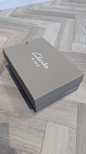 Clarks kids empty shoe box - clarks,