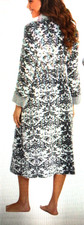 LADIES GREY FLEECE AUTUMN/WINTER DRESSING GOWN SIZE 18-20