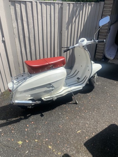 Lambretta sx200 scooter - lambretta,