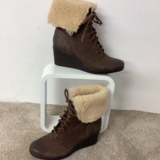 Ladies UGG Australia Wedge