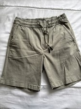 Men’s Zara Green Shorts Size
