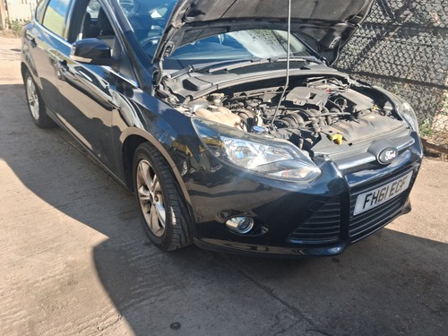 Ford focus 2012 breaking - focus,