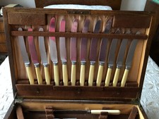 Vintage Ashberry Oak Canteen