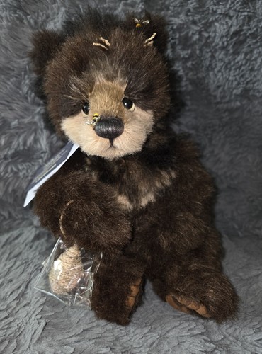 Charlie bears mary beary - mary,