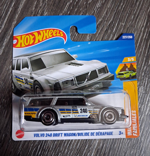 Hot wheels volvo 240 drift - volvo,