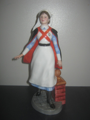 Rare royal doulton nurse - doulton,