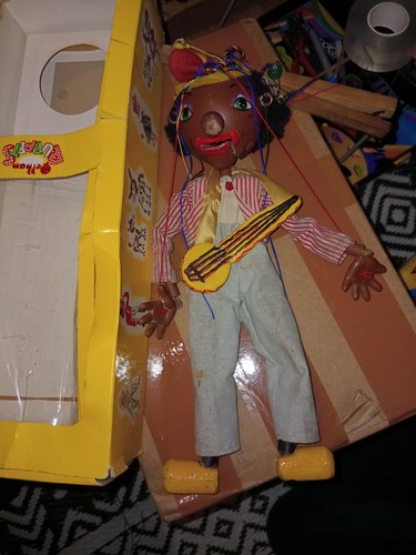 Pelham puppets minstrel - puppets,