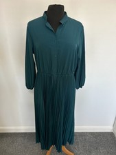BNWOT Green 3/4 Sleeve Midi Pleated Shirt Dress Size L Size 14