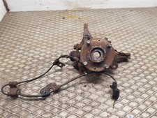 2010 KIA RIO FRONT WHEEL HUB