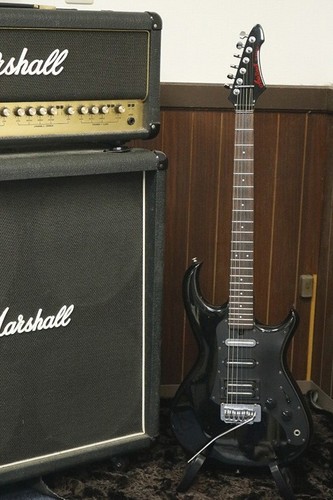 Vintage 1980 made aria pro - made,