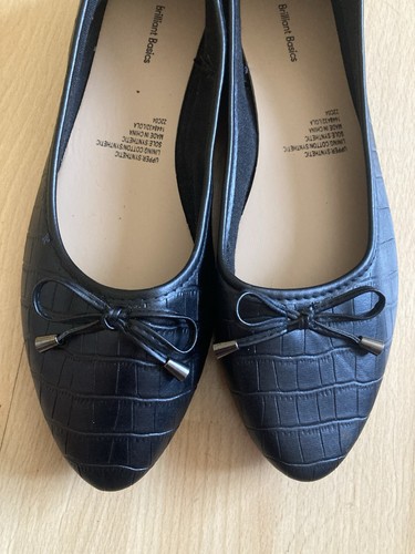 Ladies black flat - ladies,