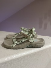 Skechers Ankle Strap Sport Beige Green  Canvas walking comfort sandals 8