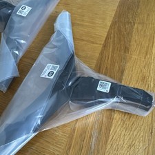 (B38) Sony 504477931 43” TV