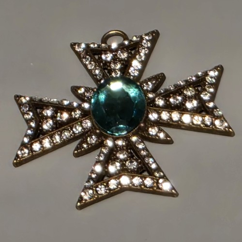 Vintage maltese cross - vintage, pendant