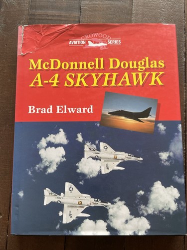 Mcdonnell douglas skyhawk - mcdonnell,